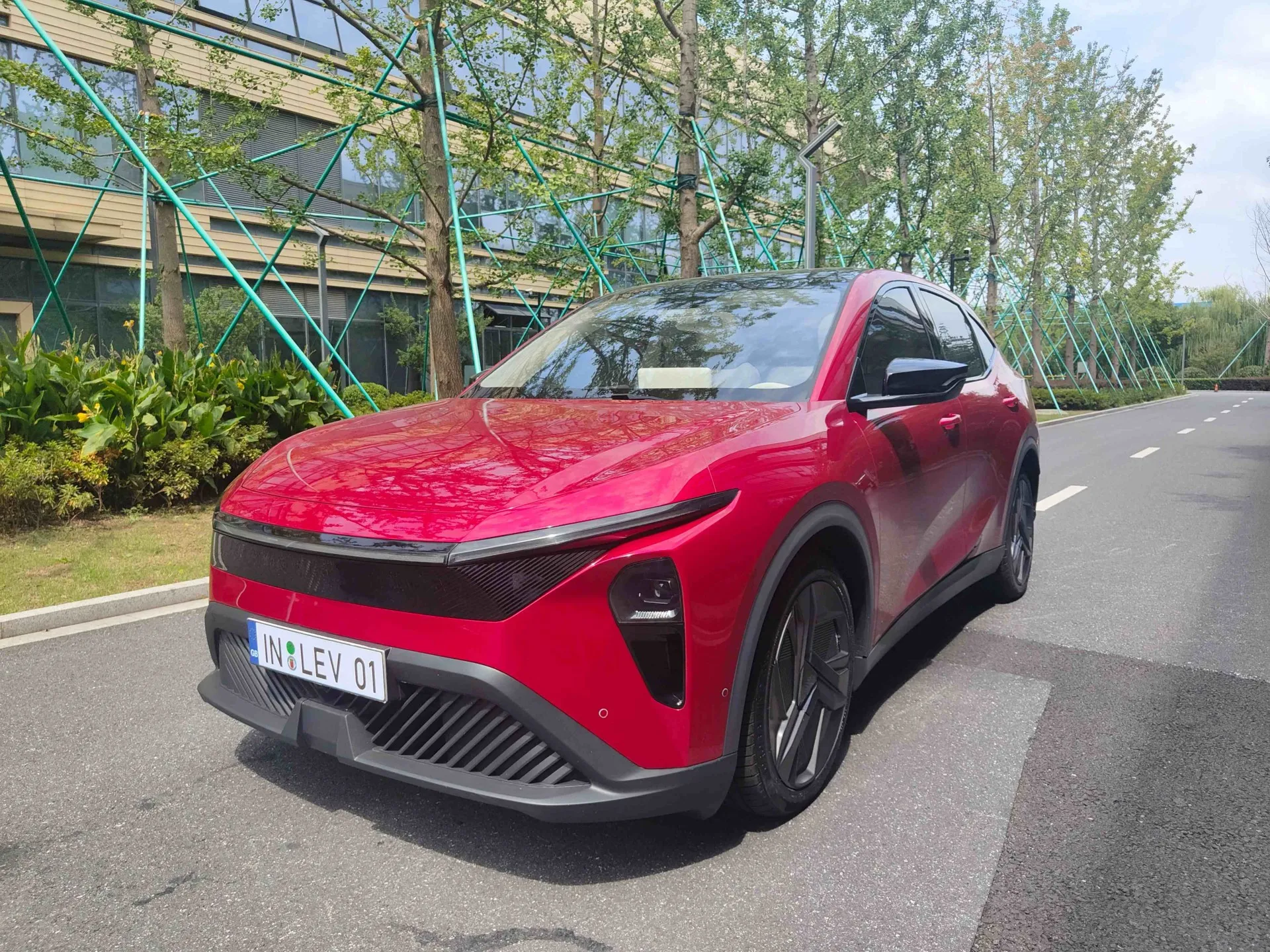 LEV01 ВНЕДОРОЖНИК С ПРАВЫМ РУЛЕМ НОВЫЙ ЭНЕРГЕТИЧЕСКИЙ АВТОМОБИЛЬ EV с длинной колесной базой, 5 мест
