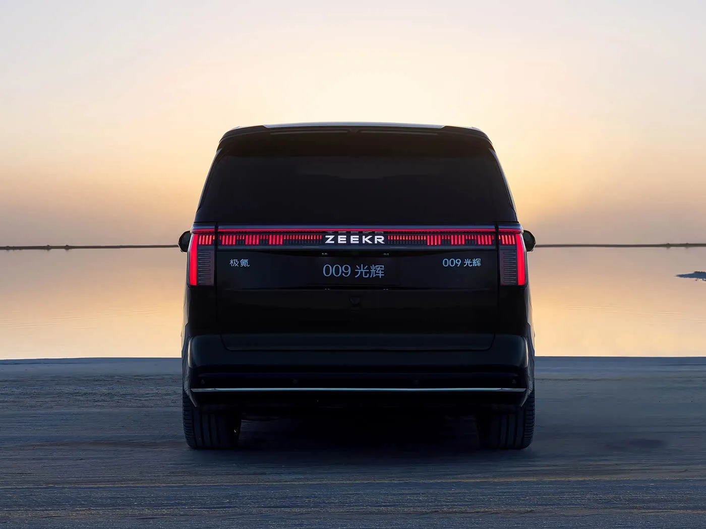 ZEEKR 009 Роскошный большой MPV New Energy Pure Electric Сверхдальний лимузин Высокопрофильный ультра-роскошный электромобиль на литиевом двигателе