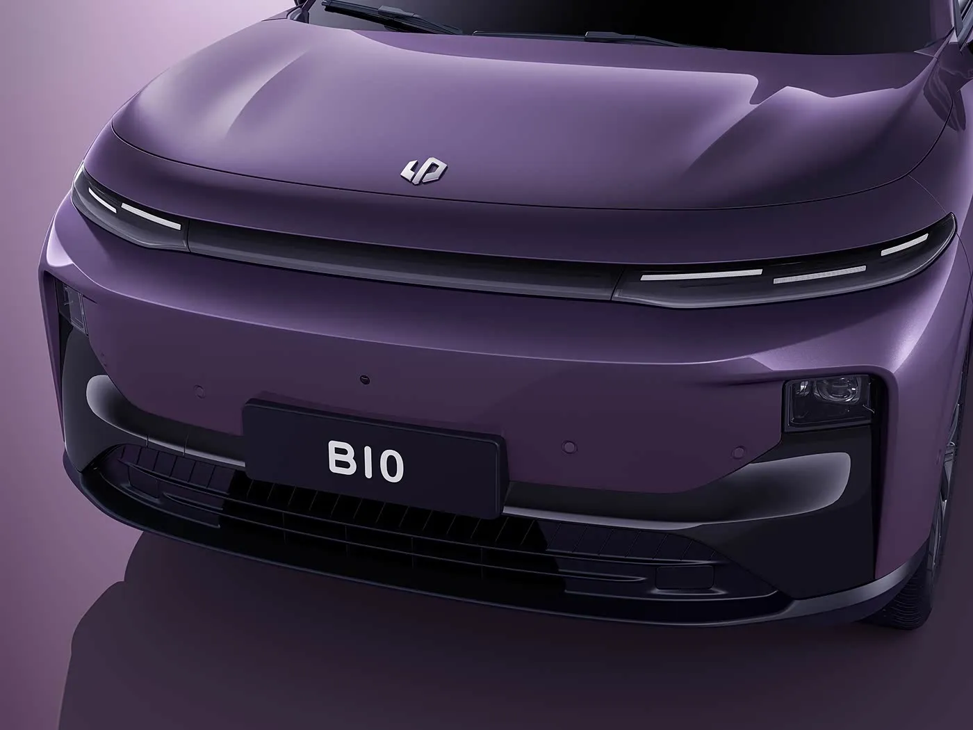 Компактный электрический внедорожник Leapmotor B10 с запасом хода CLTC 510–600 км, экраном 14,6 дюйма и разрешением 2,5K и автомобилем Leapmotor Pilot на новой энергии