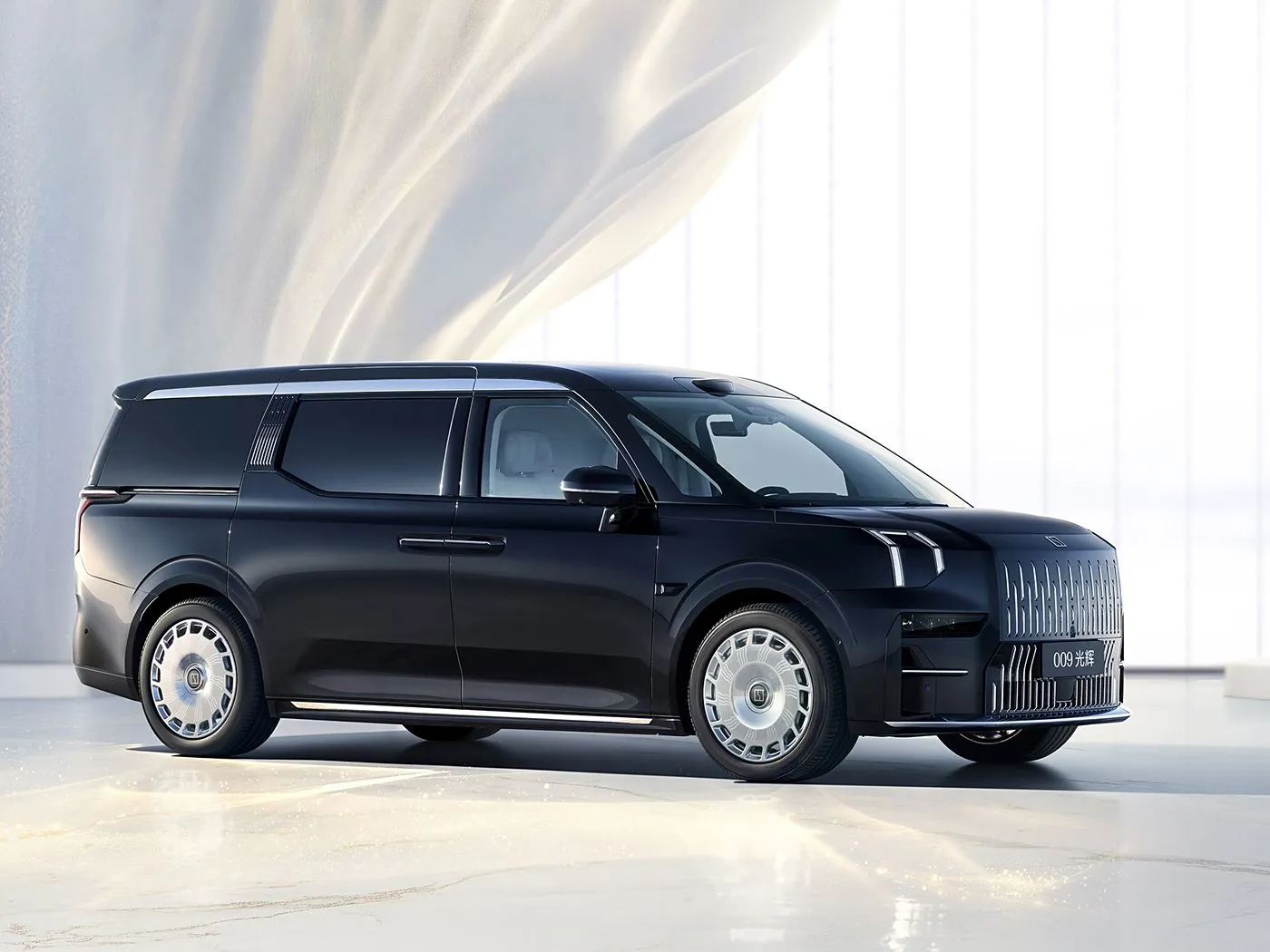 ZEEKR 009 Роскошный большой MPV New Energy Pure Electric Сверхдальний лимузин Высокопрофильный ультра-роскошный электромобиль на литиевом двигателе