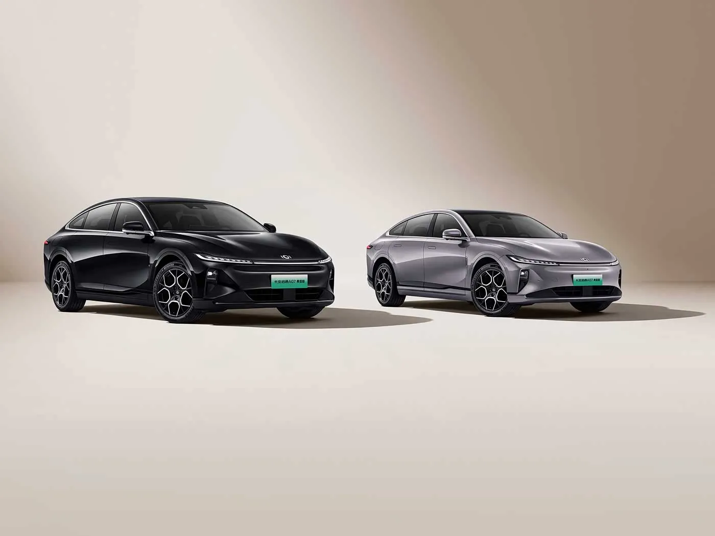 Changan Qiyuan A07 Hybrid EV Sedan Новый энергетический автомобиль из Китая, запас хода 1200 км, автоматическая коробка передач, 5 мест, скорость 175 км/ч, размер шин R19