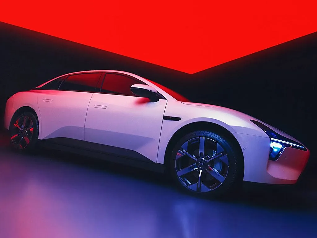 Xiaopeng 2025 Mona M03 Электрический седан дальнего радиуса действия 515 км Автомобиль на новой энергии Внедорожник и хэтчбек EV с литиевой батареей