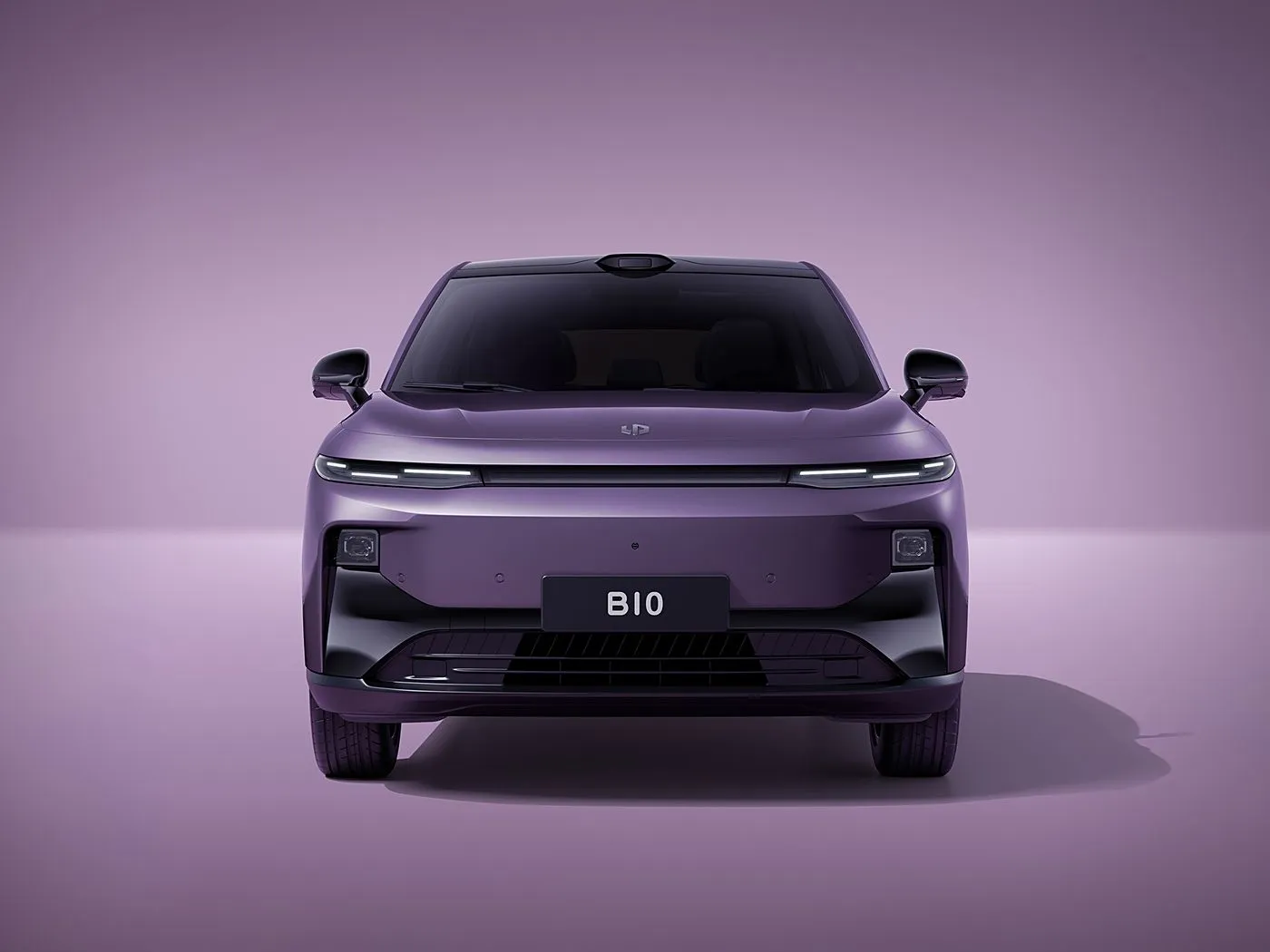 Компактный электрический внедорожник Leapmotor B10 с запасом хода CLTC 510–600 км, экраном 14,6 дюйма и разрешением 2,5K и автомобилем Leapmotor Pilot на новой энергии