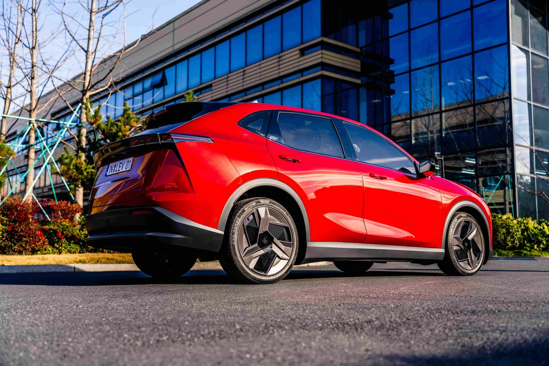 LEV01 ВНЕДОРОЖНИК С ПРАВЫМ РУЛЕМ НОВЫЙ ЭНЕРГЕТИЧЕСКИЙ АВТОМОБИЛЬ EV с длинной колесной базой, 5 мест