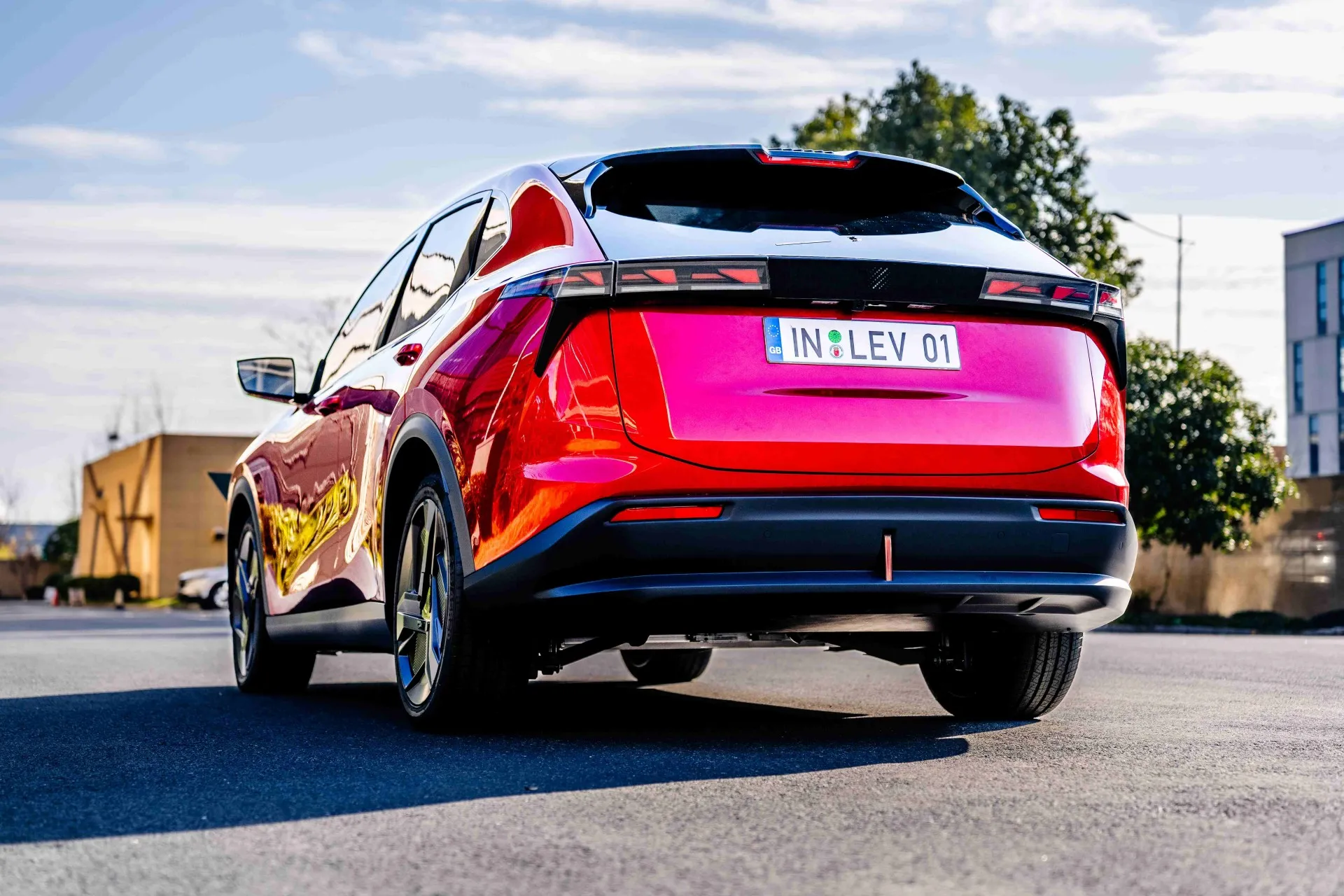 LEV01 ВНЕДОРОЖНИК С ПРАВЫМ РУЛЕМ НОВЫЙ ЭНЕРГЕТИЧЕСКИЙ АВТОМОБИЛЬ EV с длинной колесной базой, 5 мест