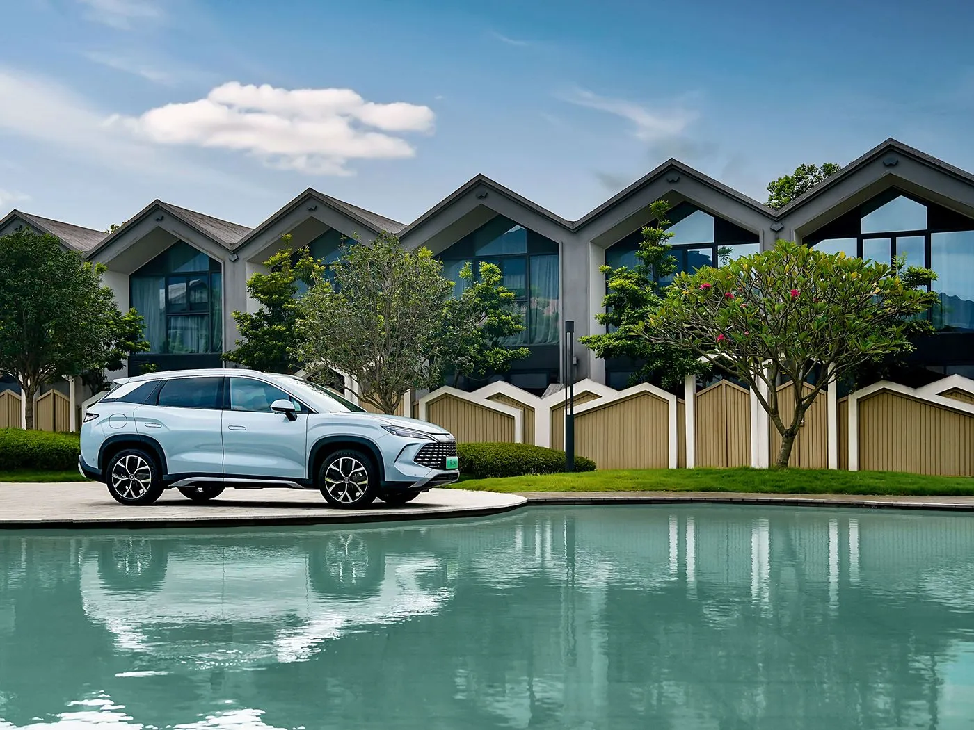 BYD Song L DM-i Компактный внедорожник PHEV Высокоскоростной автомобиль на новых источниках энергии DiPilot 2.0 Подогрев сидений Панорамная камера на 360°