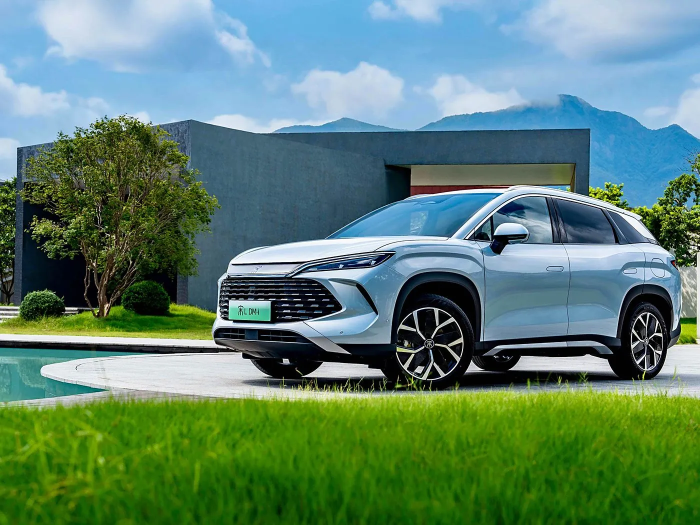 BYD Song L DM-i Компактный внедорожник PHEV Высокоскоростной автомобиль на новых источниках энергии DiPilot 2.0 Подогрев сидений Панорамная камера на 360°