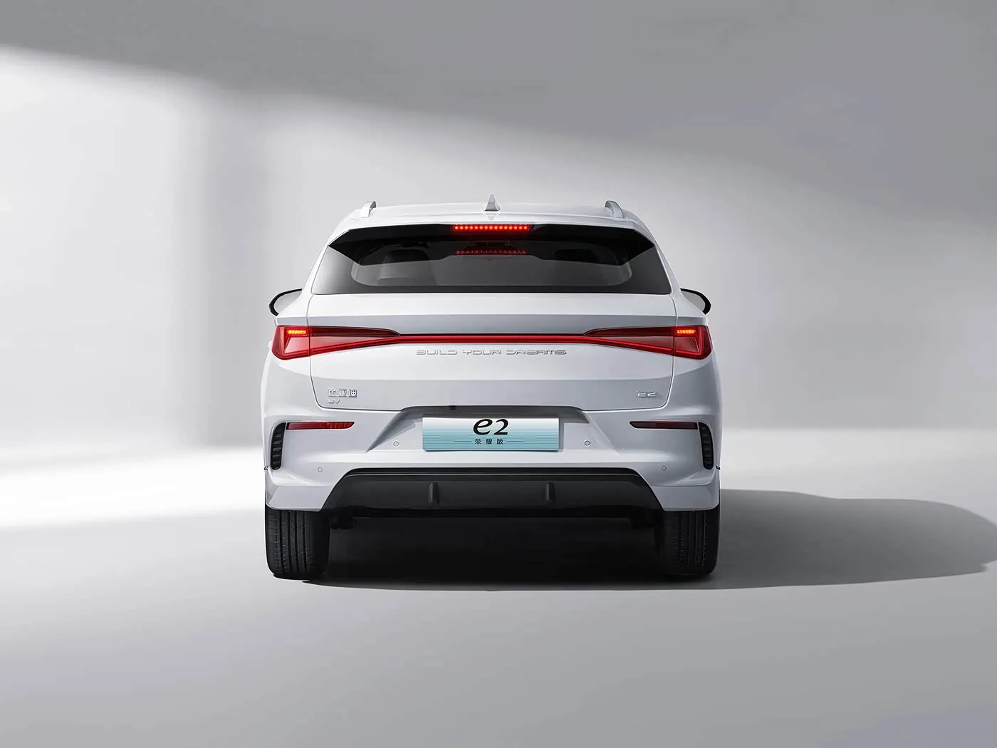 Роскошный электрический электромобиль BYD E2, седан, внедорожник, хэтчбек, левый руль, двигатель с литиевой батареей, китайский новый энергетический автомобиль